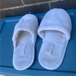Frette Soft White Slippers